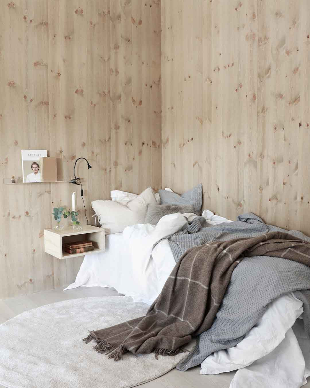 Koselig: Smartpanel Wood Furu Drivved.